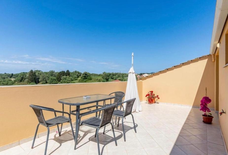 La Soffitta Di Bampina Apartment Perivolion ภายนอก รูปภาพ