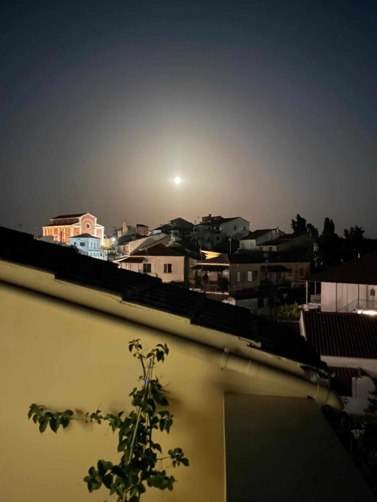 La Soffitta Di Bampina Apartment Perivolion ภายนอก รูปภาพ